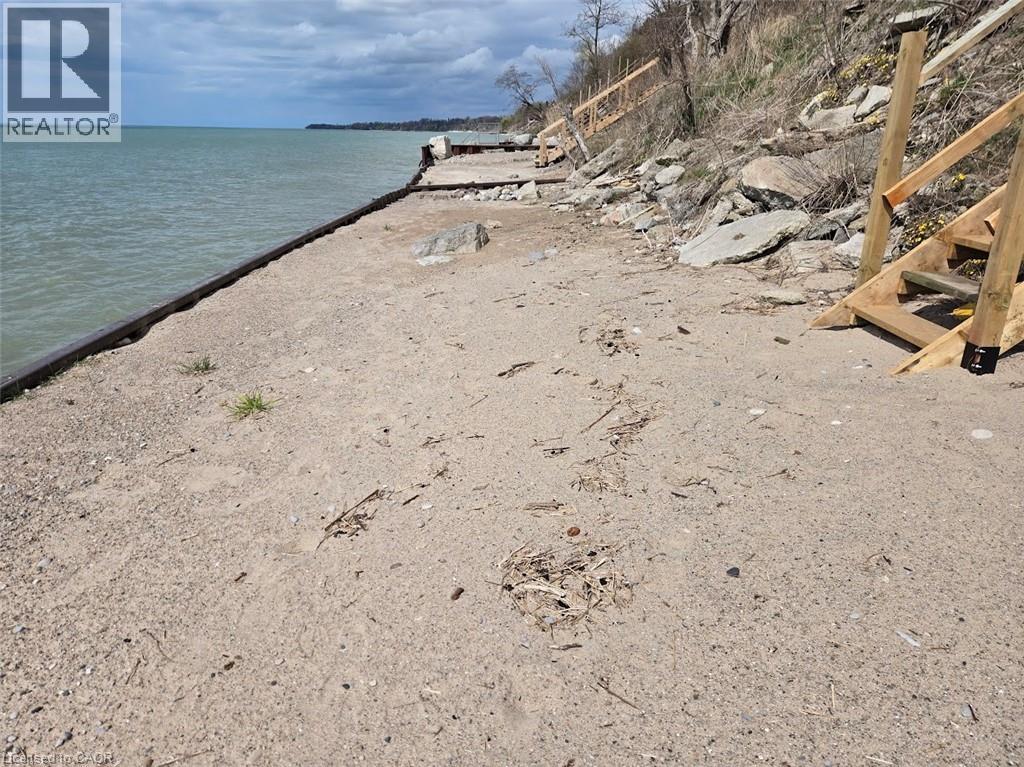 Photo 12 of 24 for 72147 Lake Shore Drive