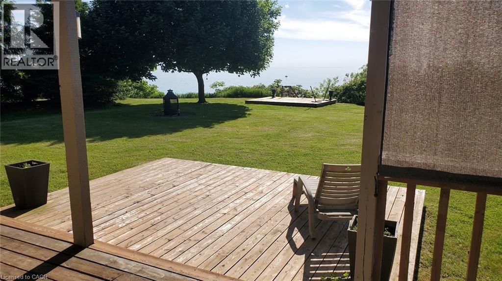 Photo 3 of 24 for 72147 Lake Shore Drive