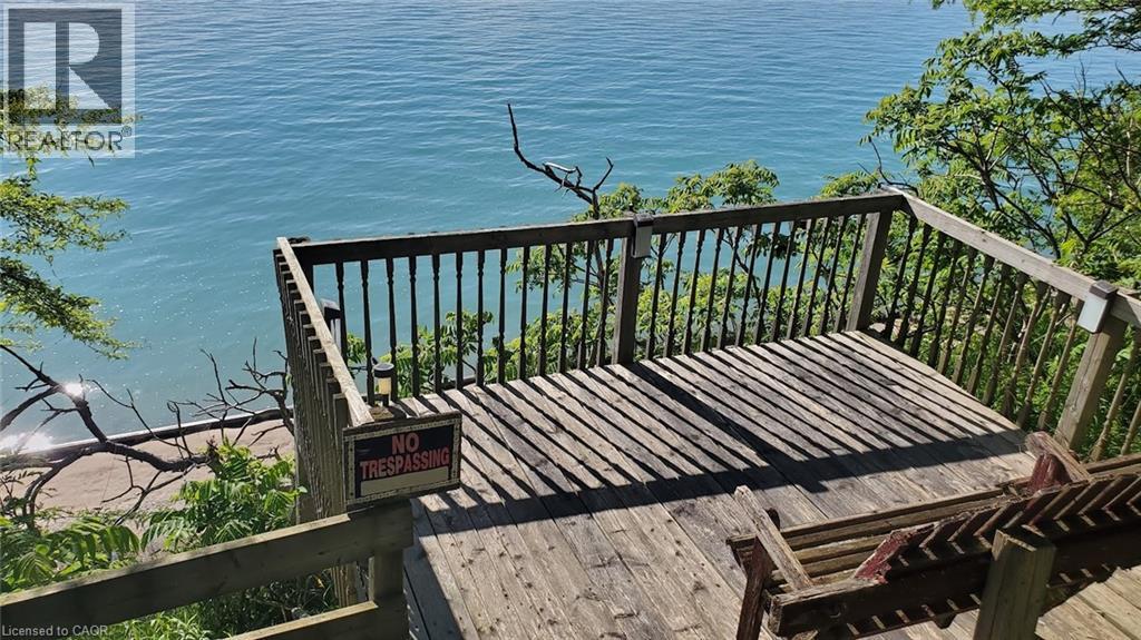 Photo 6 of 24 for 72147 Lake Shore Drive