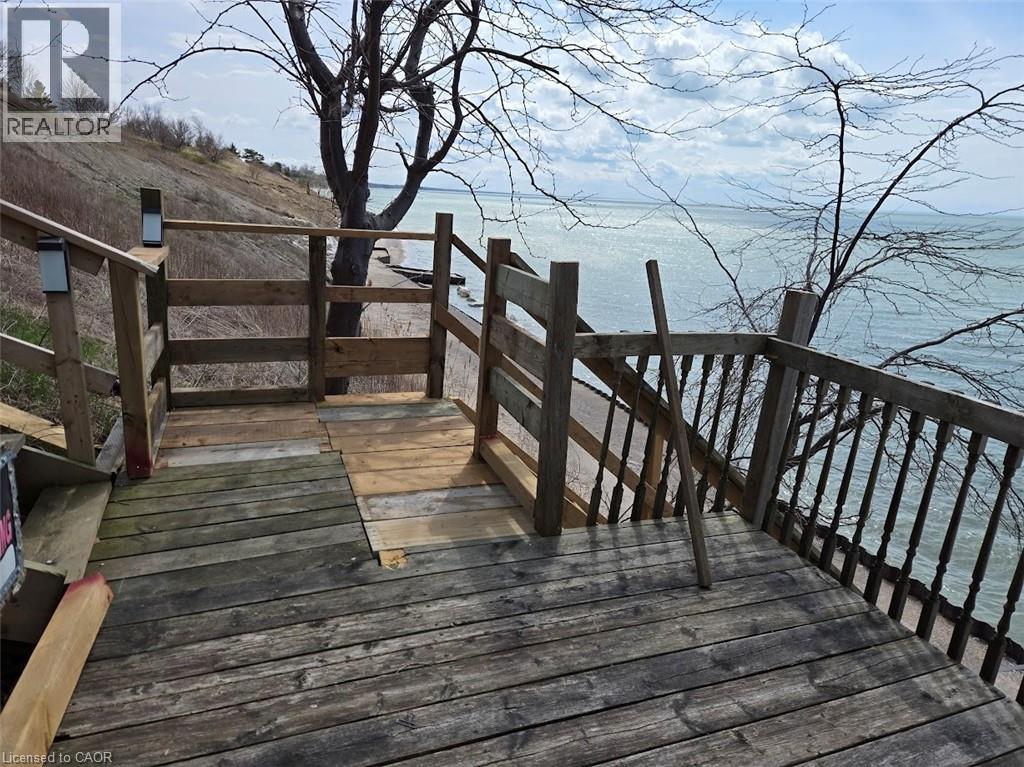 Photo 7 of 24 for 72147 Lake Shore Drive