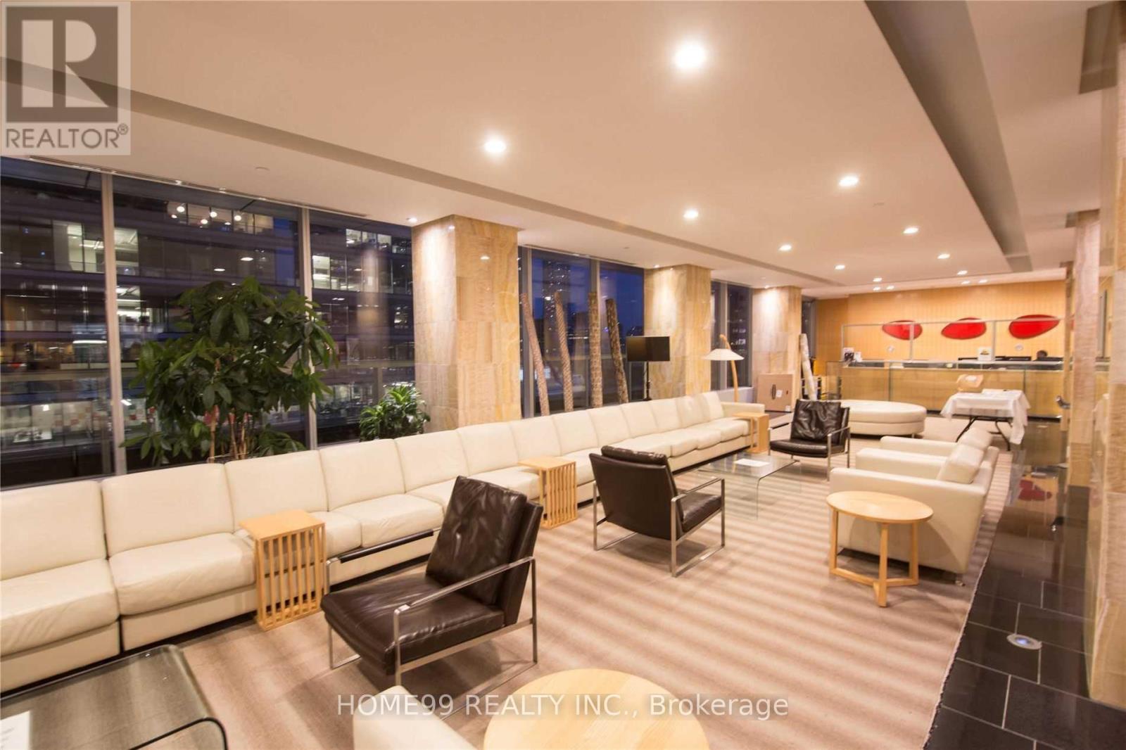 1404 - 65 Bremner Boulevard, Toronto, Ontario  M5J 0A7 - Photo 10 - C12353680
