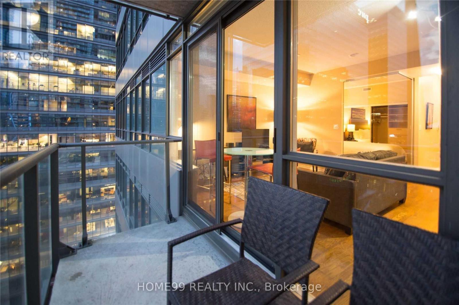 1404 - 65 Bremner Boulevard, Toronto, Ontario  M5J 0A7 - Photo 2 - C12353680