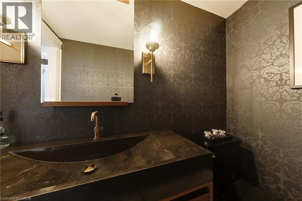 284 Old Post Road, Waterloo, Ontario  N2L 5C1 - Photo 12 - 40739229