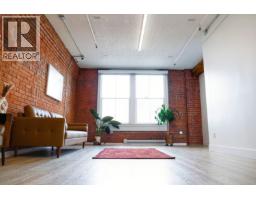 400c 353 WATER STREET