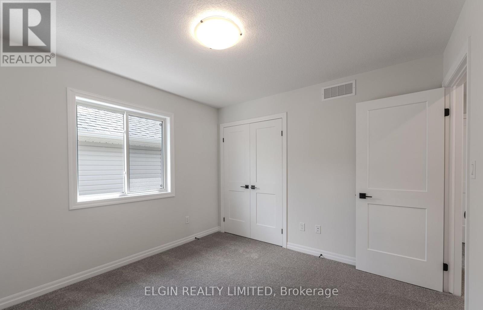 12 Braun Avenue, Tillsonburg, Ontario  N4G 0K5 - Photo 16 - X12344171