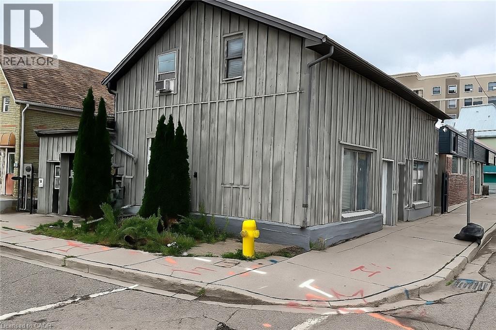 48 Ainslie Street S, Cambridge, Ontario  N1R 3J4 - Photo 1 - 40741607