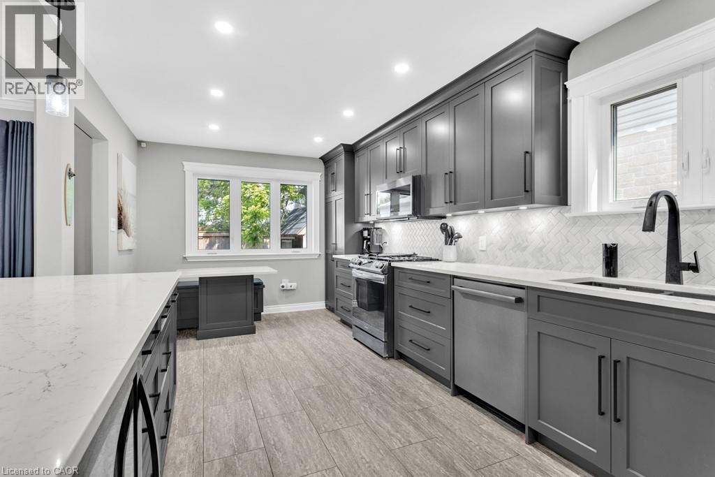 510 Mornington Street, Stratford, Ontario  N5A 5G9 - Photo 8 - 40743666