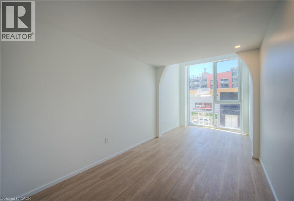 26 King Street E, Kitchener, Ontario  N2G 2K6 - Photo 4 - 40744233