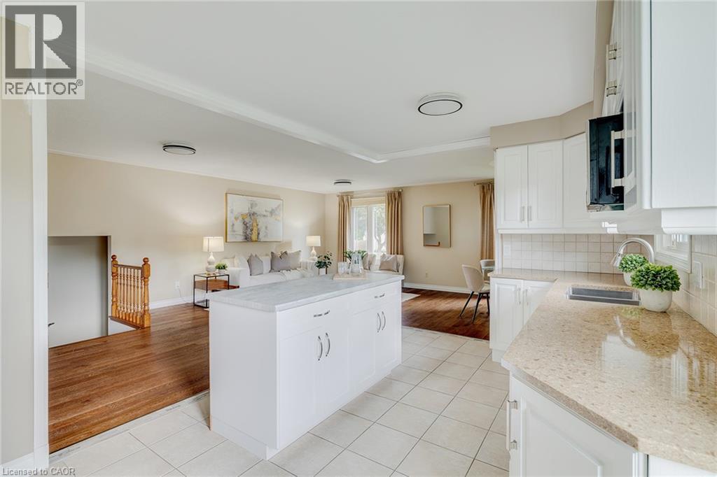 15 Laguna Crescent, St. Catharines, Ontario  L2M 6Z9 - Photo 6 - 40744433