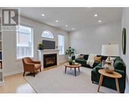 39 HERMITAGE BOULEVARD, Markham, Ontario