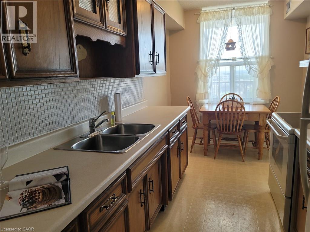 81 Church Street Unit# 1602, Kitchener, Ontario  N2E 4M1 - Photo 12 - 40745367