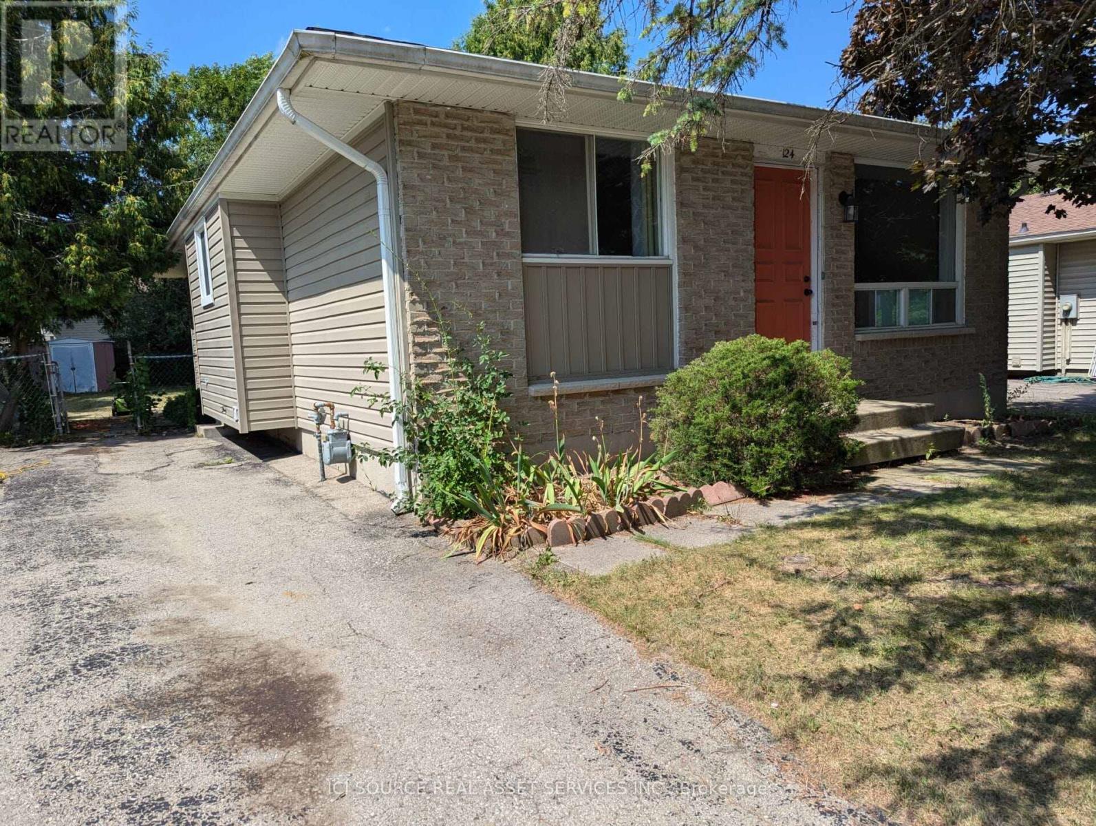 Property at 124 HAWTHORNE ROAD image 3
