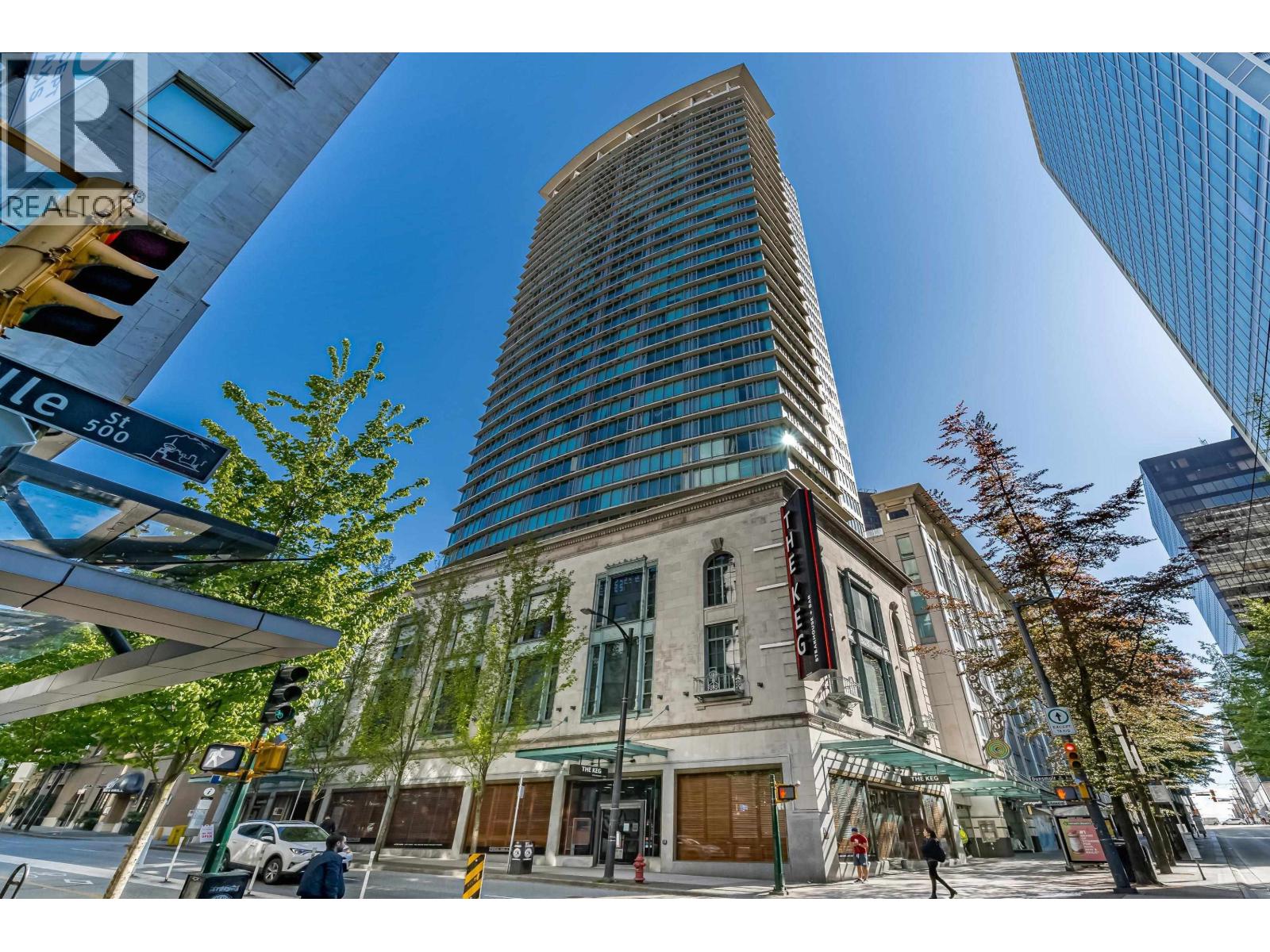 1311 610 Granville Street, Vancouver, British Columbia V6C 3T3 - Photo 1 - R3038418