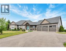 6 MACNEIL Court, Brantford, Ontario