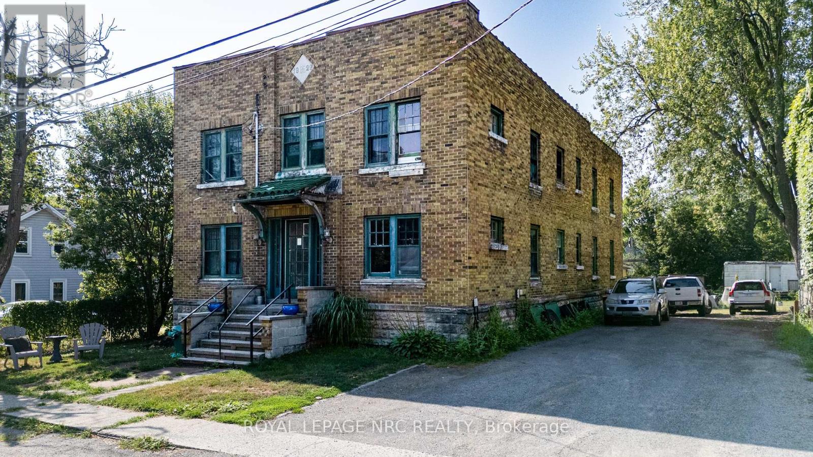 3651 Elm Street, Fort Erie, Ontario  L0S 1N0 - Photo 2 - X12353708