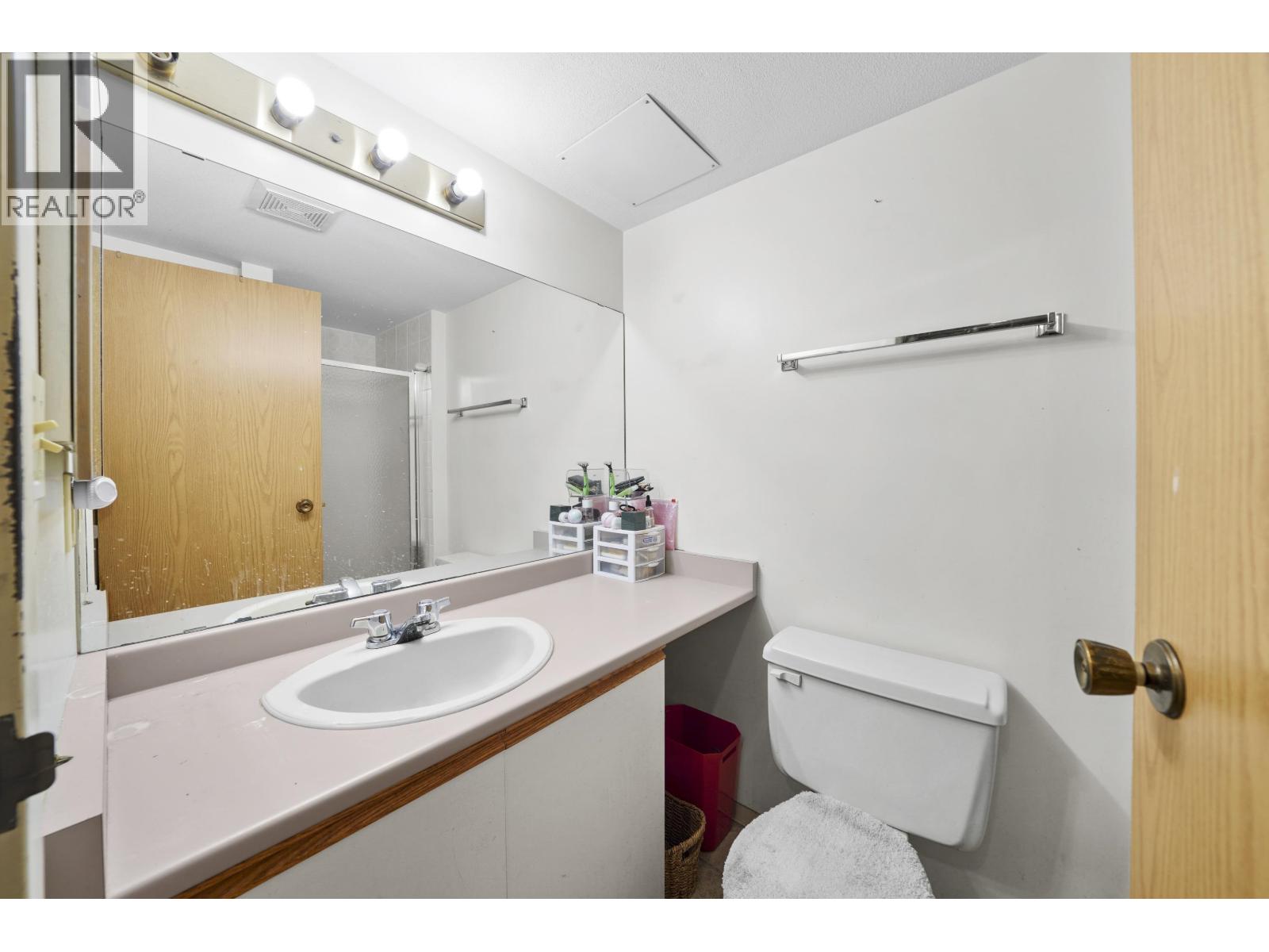 201 7431 Blundell Road, Richmond, British Columbia  V6Y 3G8 - Photo 5 - R3038694