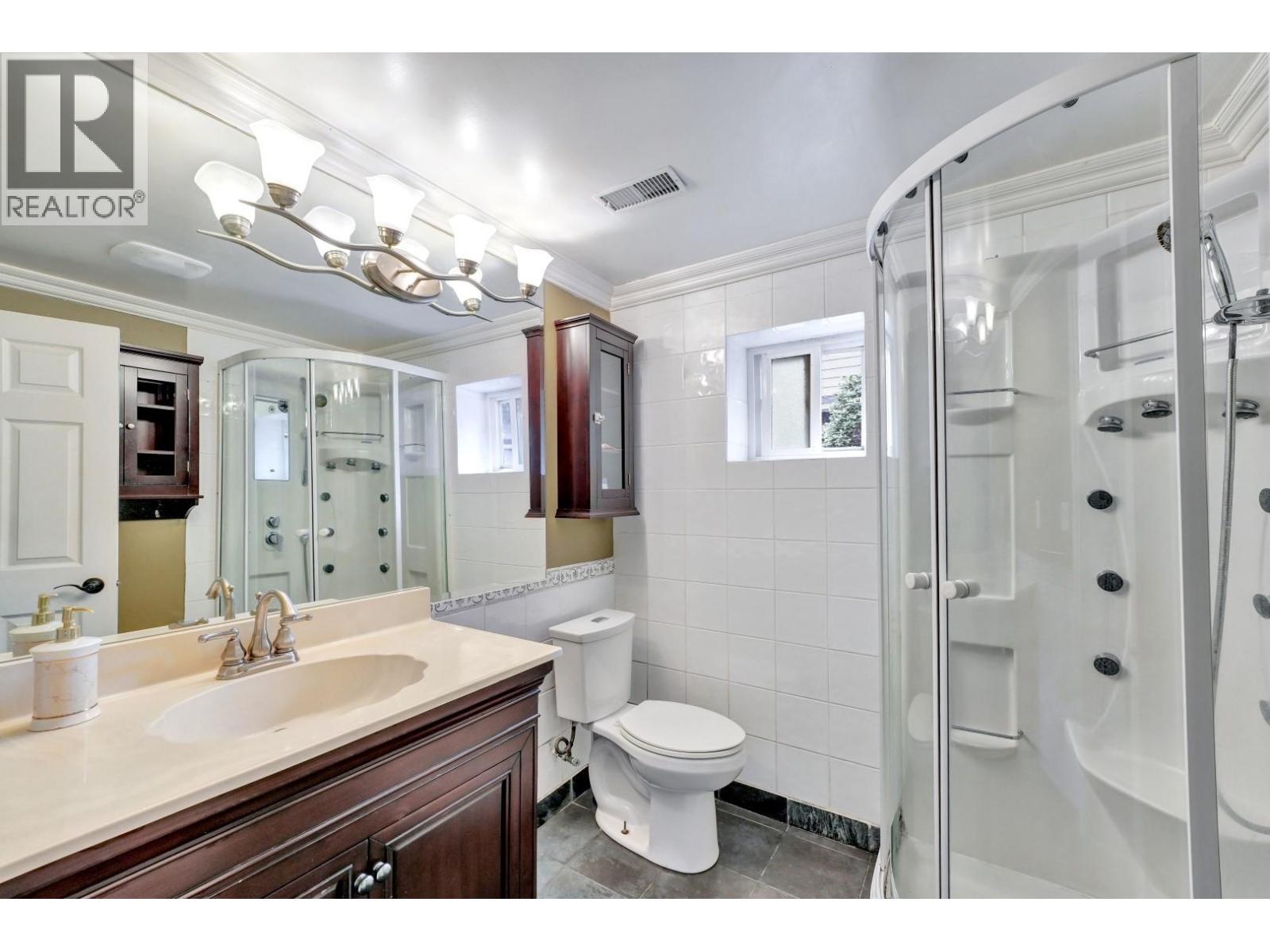 Property at 1081 LINCOLN AVENUE image 5