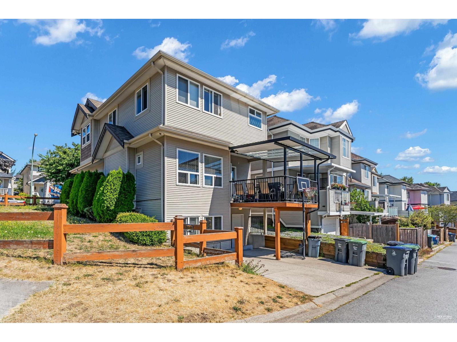 14850 57 Avenue, Surrey, British Columbia  V3S 8W3 - Photo 2 - R3038605