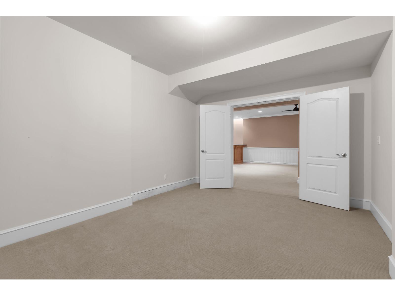 3388 Canterbury Drive, Surrey, British Columbia  V3Z 0J8 - Photo 28 - R3038499