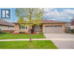 22 COBBLESTONE Drive, Paris, Ontario