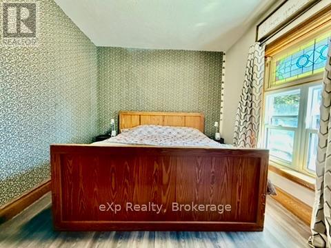 531 11th Avenue, Hanover, Ontario  N4N 2S3 - Photo 10 - X12353719