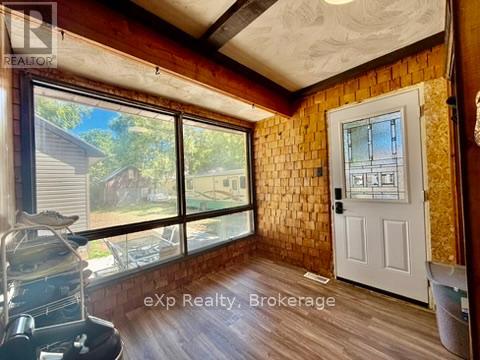 531 11th Avenue, Hanover, Ontario  N4N 2S3 - Photo 14 - X12353719