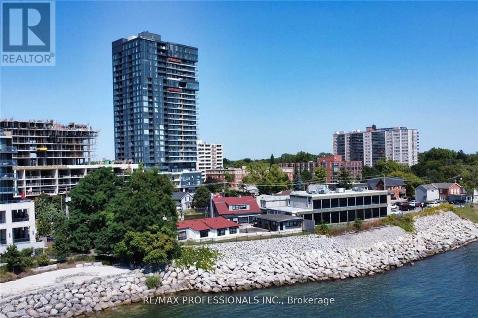802 - 370 Martha Street, Burlington, Ontario  L7R 0G9 - Photo 26 - W12303887
