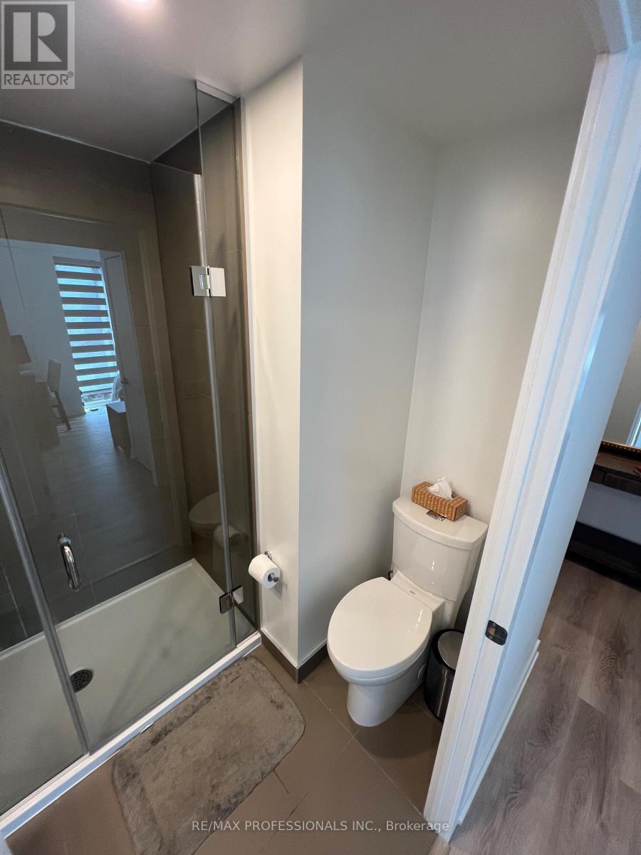 802 - 370 Martha Street, Burlington, Ontario  L7R 0G9 - Photo 20 - W12303887