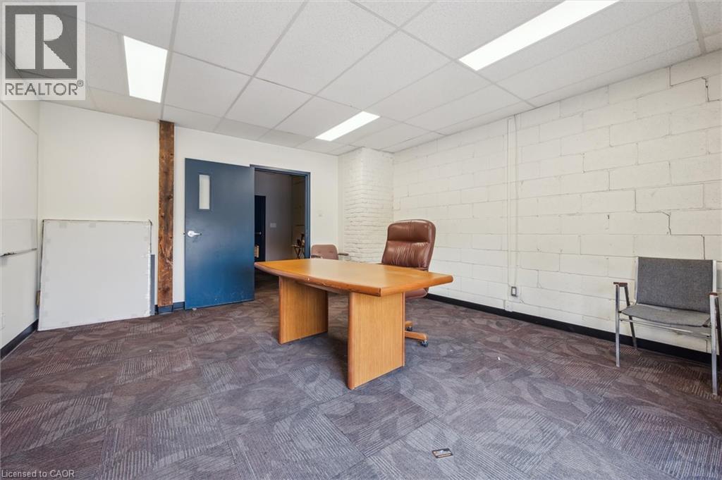 326 Wellington Street N, Kitchener, Ontario  N2H 5K9 - Photo 2 - 40751143