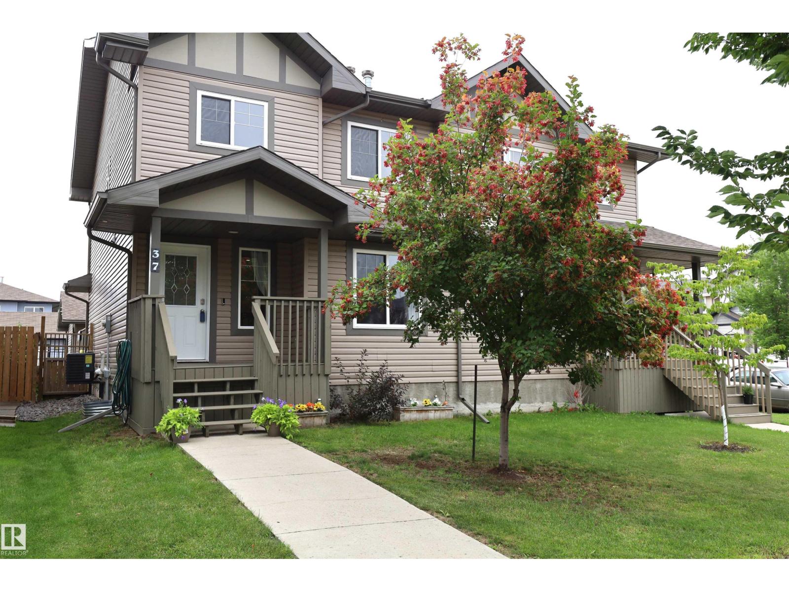 37 RADCLIFFE WD, Fort Saskatchewan, Alberta
