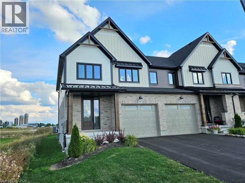 30 Anne Street W, Harriston, Ontario  N0G 1Z0 - Photo 3 - 40727424