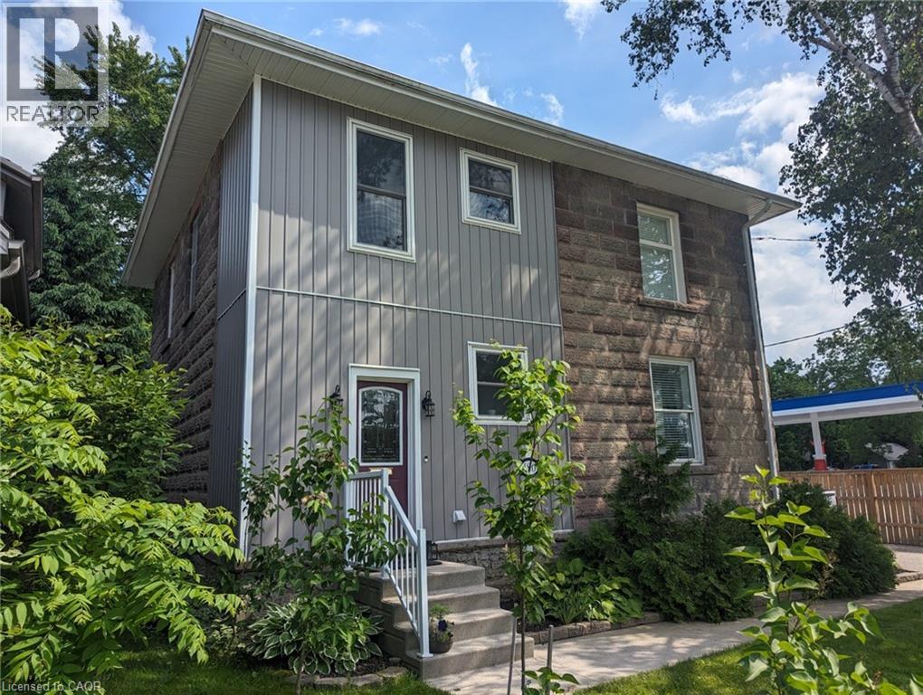 180 UNION Street W, Fergus, Ontario