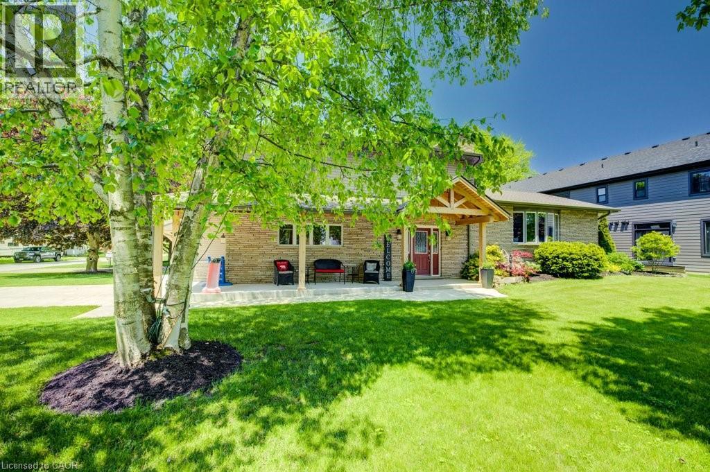 194 Queen Street, Atwood, Ontario  N0G 1B0 - Photo 4 - 40736576
