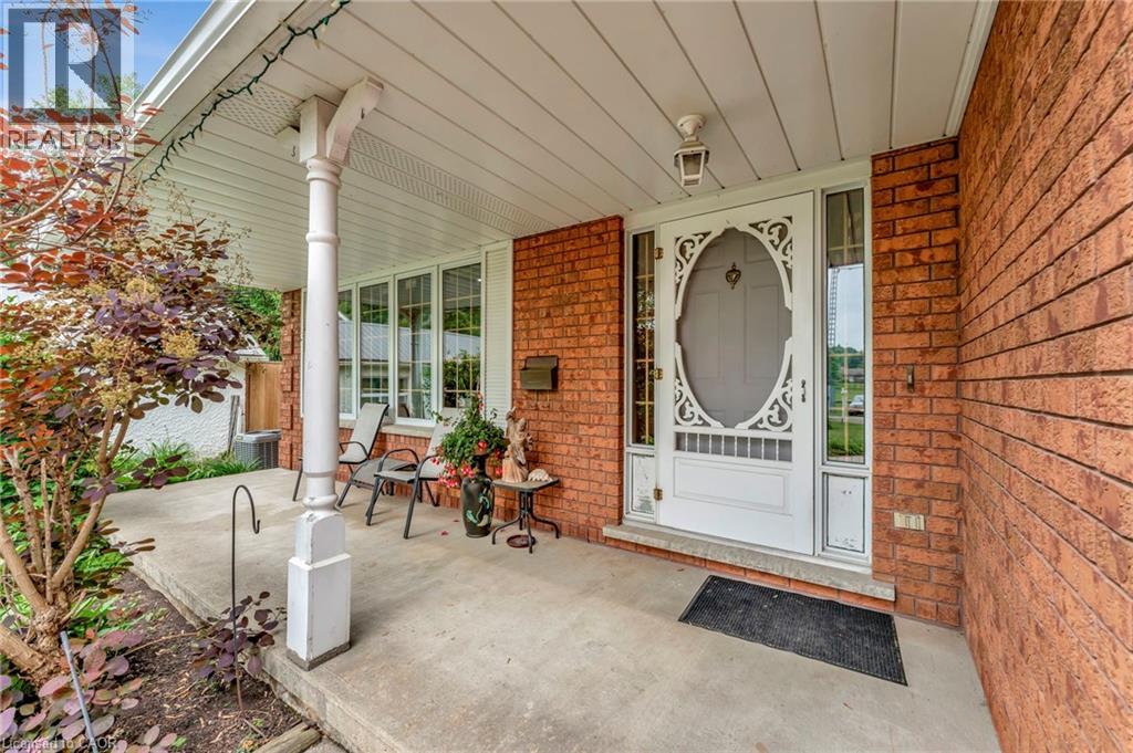 145 Albert Street E, Fergus, Ontario  N1M 1X7 - Photo 13 - 40737192