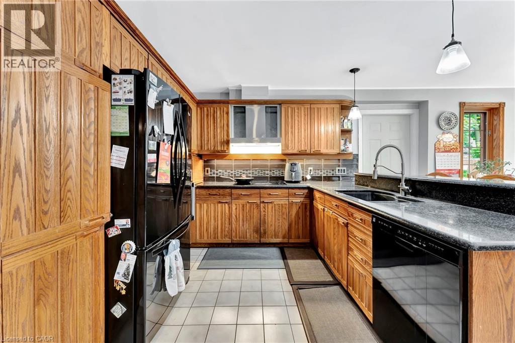 145 Albert Street E, Fergus, Ontario  N1M 1X7 - Photo 18 - 40737192