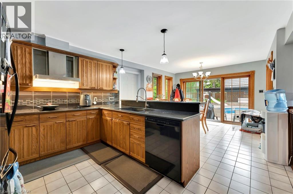 145 Albert Street E, Fergus, Ontario  N1M 1X7 - Photo 19 - 40737192