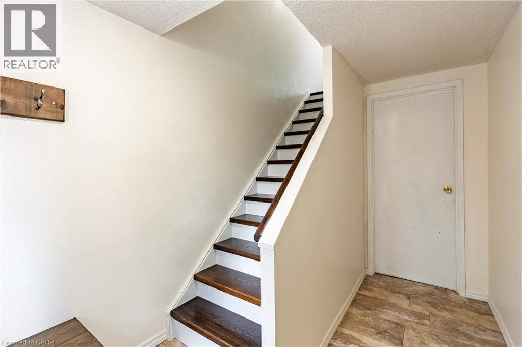 Property at 411 KEATS Way Unit# 4 image 5