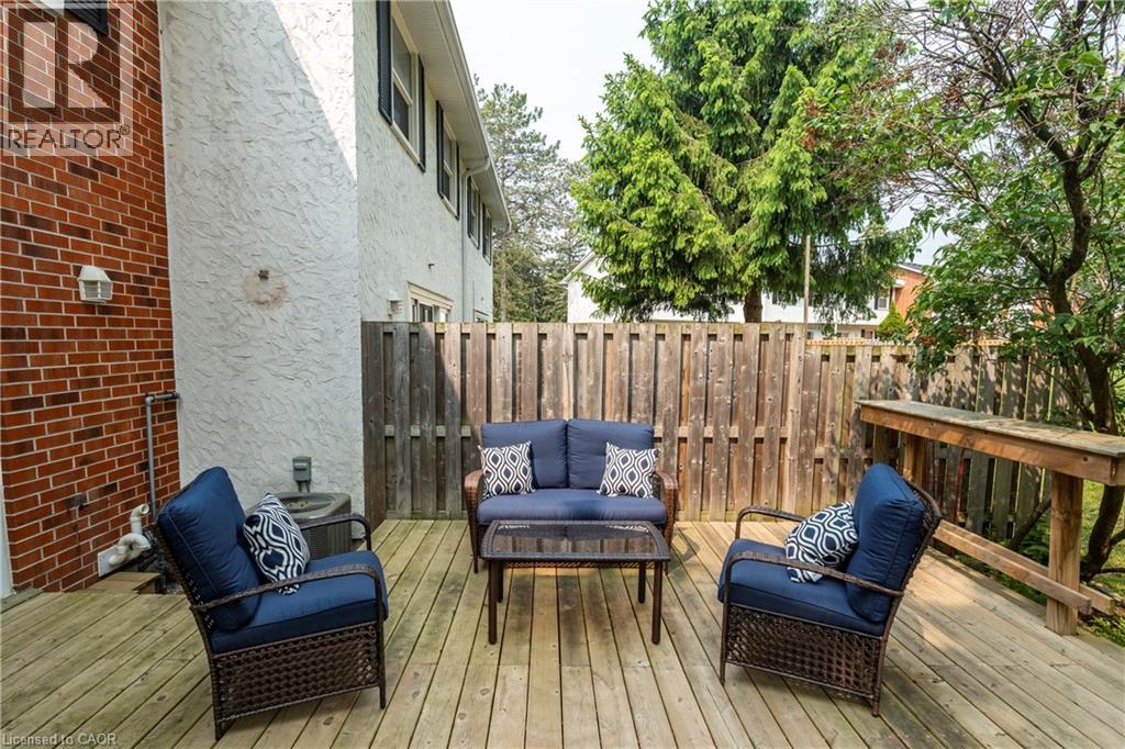 411 Keats Way Unit# 4, Waterloo, Ontario  N2L 5S7 - Photo 40 - 40737607