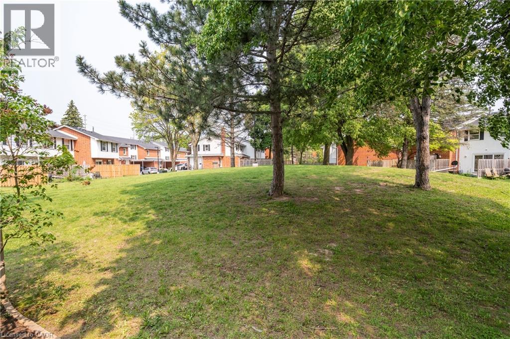 411 Keats Way Unit# 4, Waterloo, Ontario  N2L 5S7 - Photo 36 - 40737607