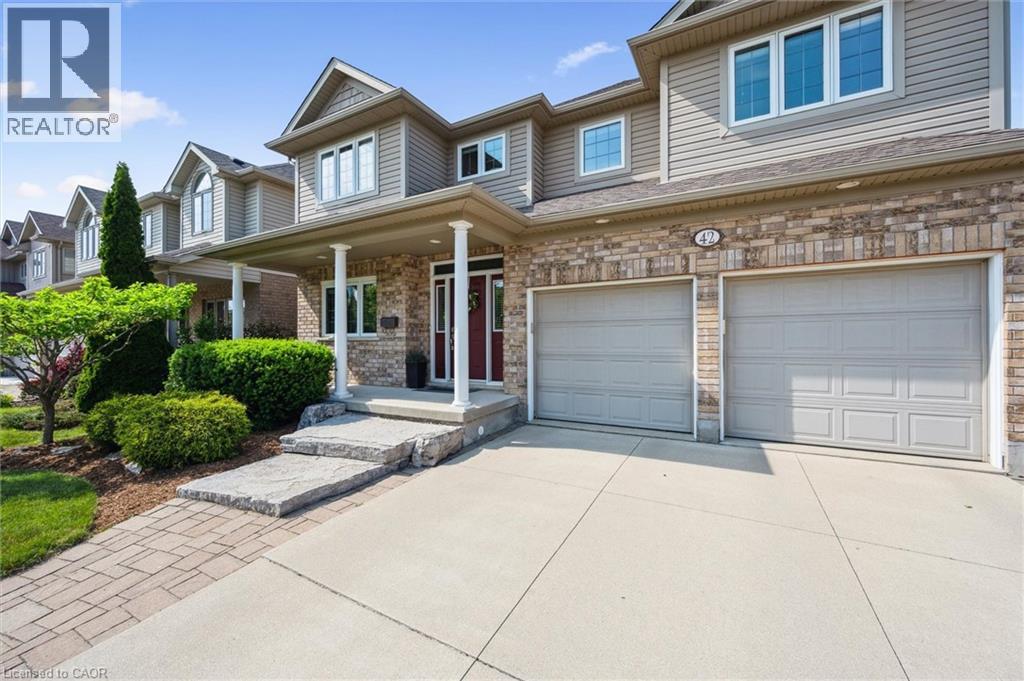 Property at 42 TREEVIEW Drive image 4