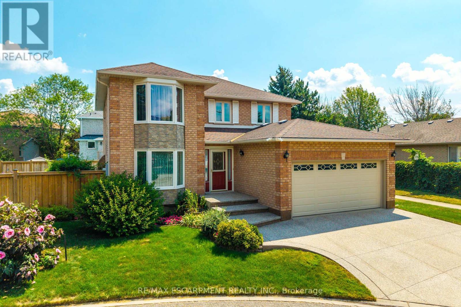 Property at 10 SHADOWDALE DRIVE image 1