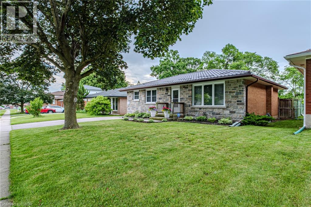 Property at 135 DORSET Road image 2