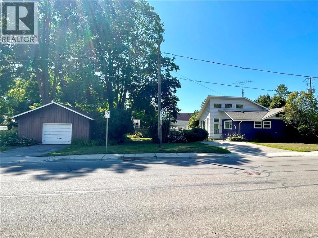 Property at 228 REGENT Avenue image 2