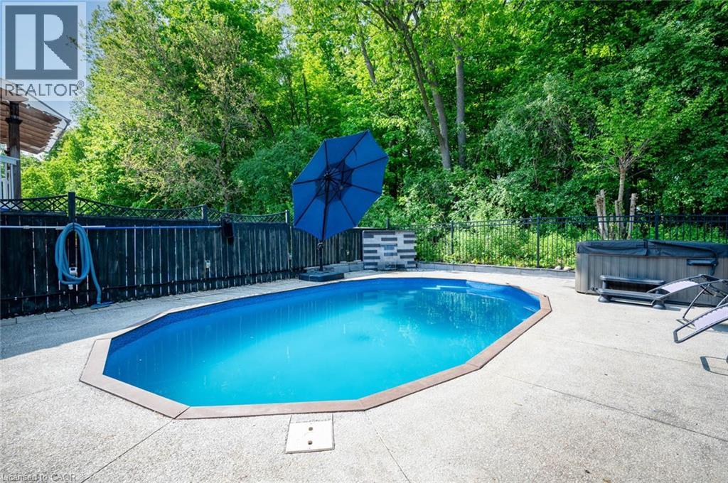 524 Woodfield Court, Kitchener, Ontario  N2P 2S8 - Photo 42 - 40750117