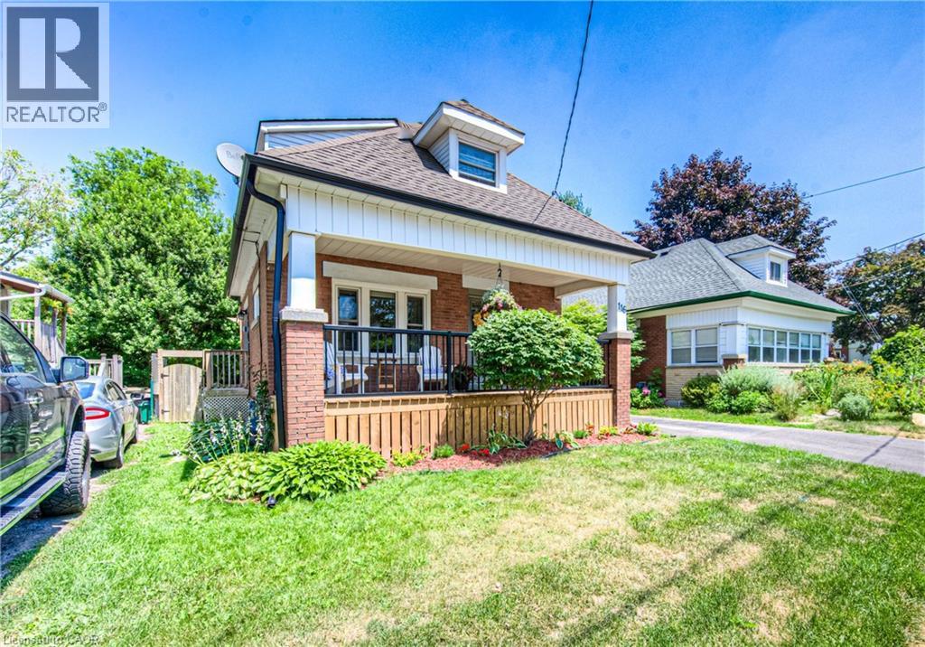 Property at 116 WATERLOO Street image 3