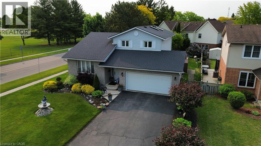 Property at 2 ANGLE Street image 2