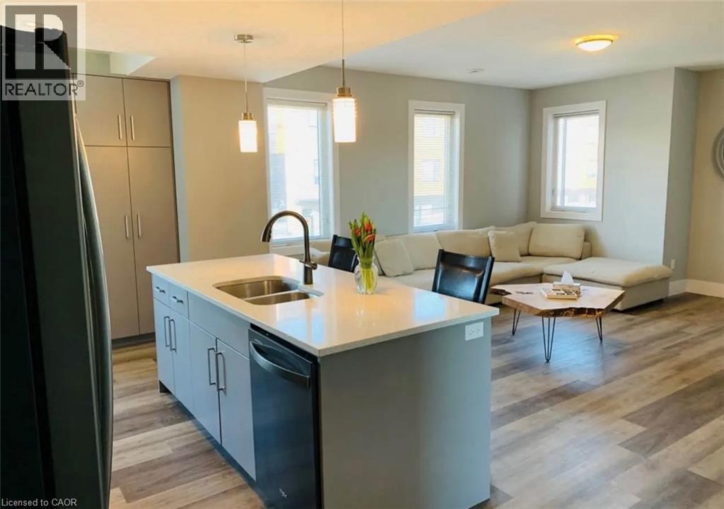 Property at 54 BRIDGE Street W Unit# 27 image 3