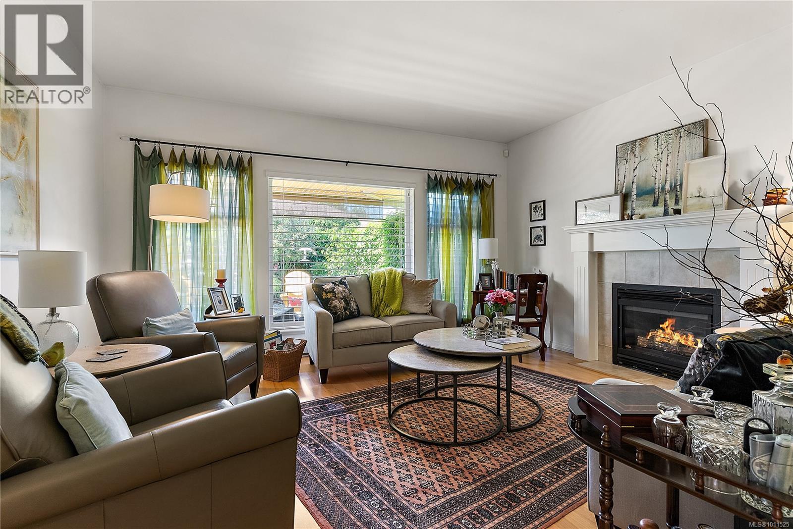 Property at 7952 Polo Park Cres image 3
