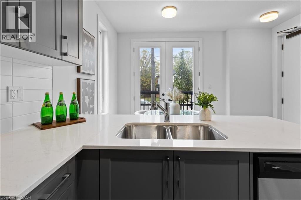 99 Roger Street Unit# 45, Waterloo, Ontario  N2J 0G1 - Photo 11 - 40716788