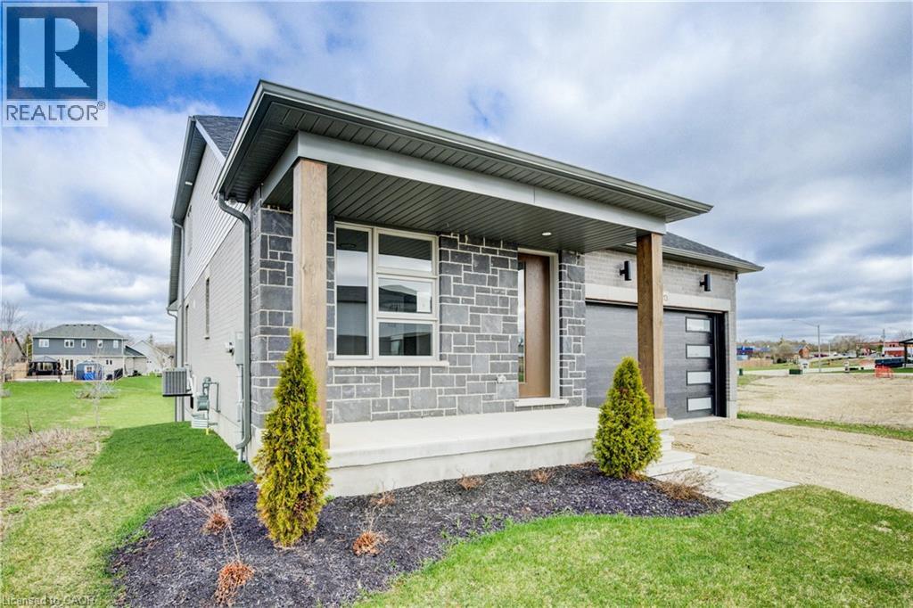 113 Bean Street, Harriston, Ontario  N0G 1Z0 - Photo 3 - 40720647